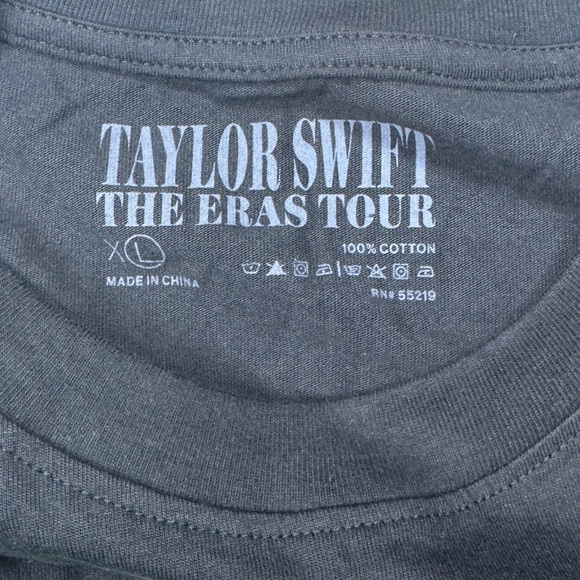 NWOT TS Taylor Swift The Eras Tour US Tour Dates Black 100% Cotton T-shirt XL - Picture 9 of 9
